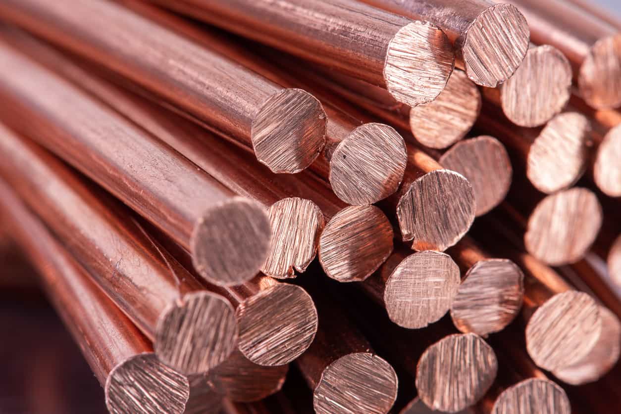 London copper set for weekly loss as inventories rise, dollar firms