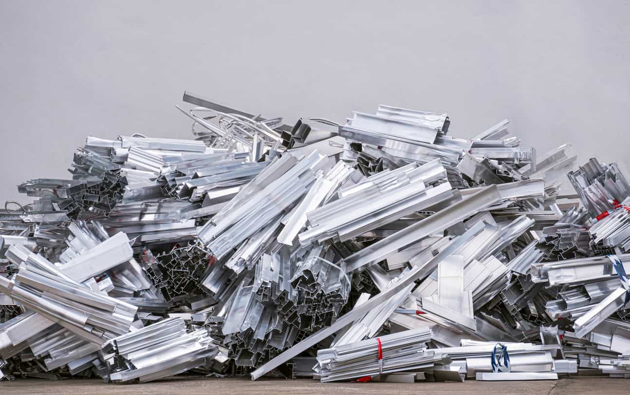 Aluminium rebounds on supply concerns amid US-Iran standoff