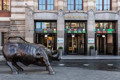 Stocks knocked back from record highs as Gulf tensions flare