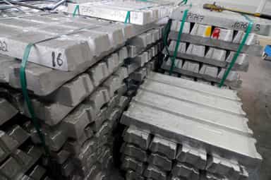 Aluminium falls to lowest since late March on Iran deal