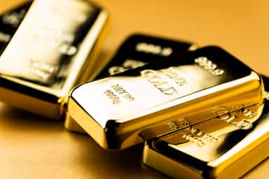 Gold rises on softer dollar, fading Fed hike expectations