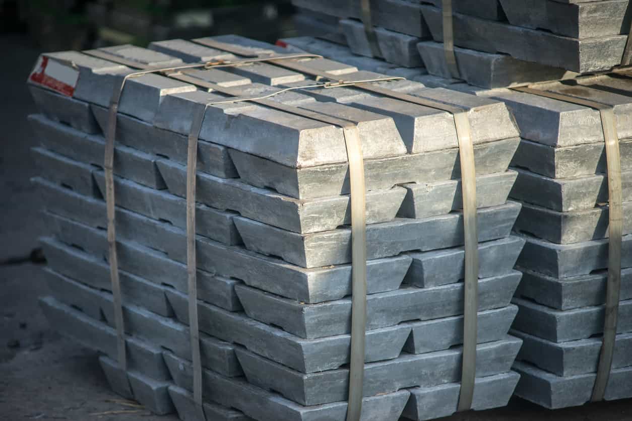 Zinc nears $4,000 and on track for biggest monthly jump since January