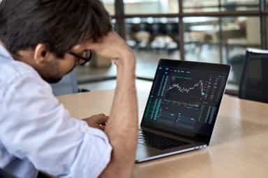Copper sinks to 3-week low as dollar firms, LME stocks rise