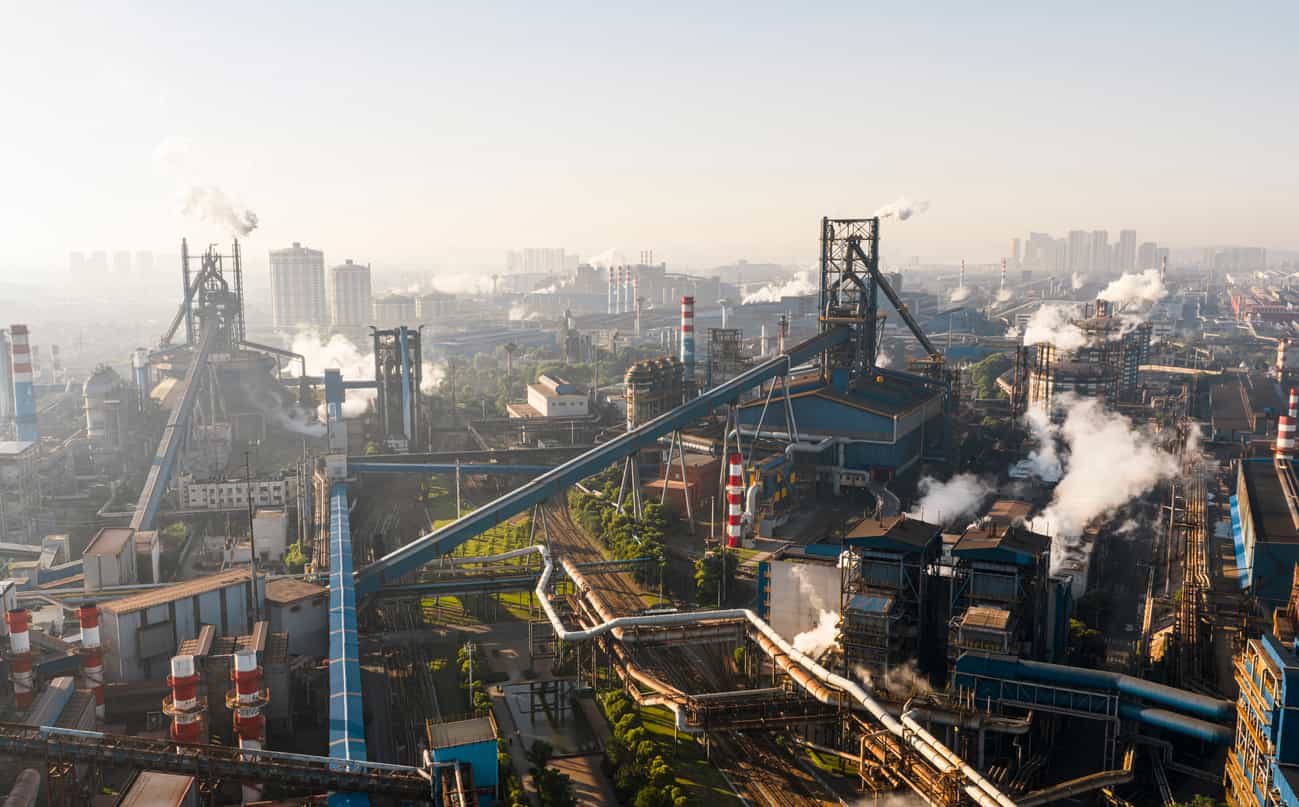 Copper edges higher on China's rising factory activity