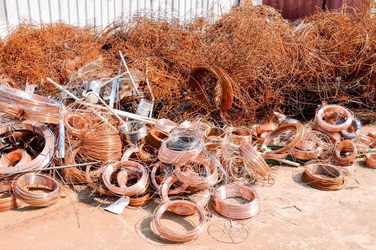Copper ticks up as Fed rate hike bets cool