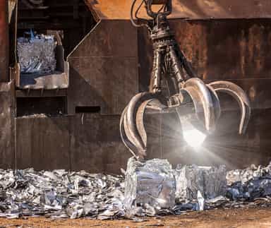 Aluminium extends gains on prospects of stronger China demand