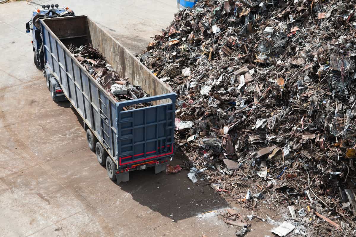 Shanghai copper drifts lower, weighed by higher prices and demand outlook