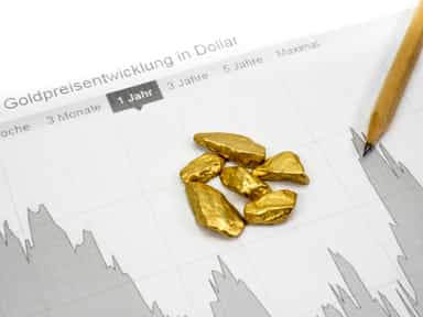 Gold scales record high as markets brace for further rate cuts