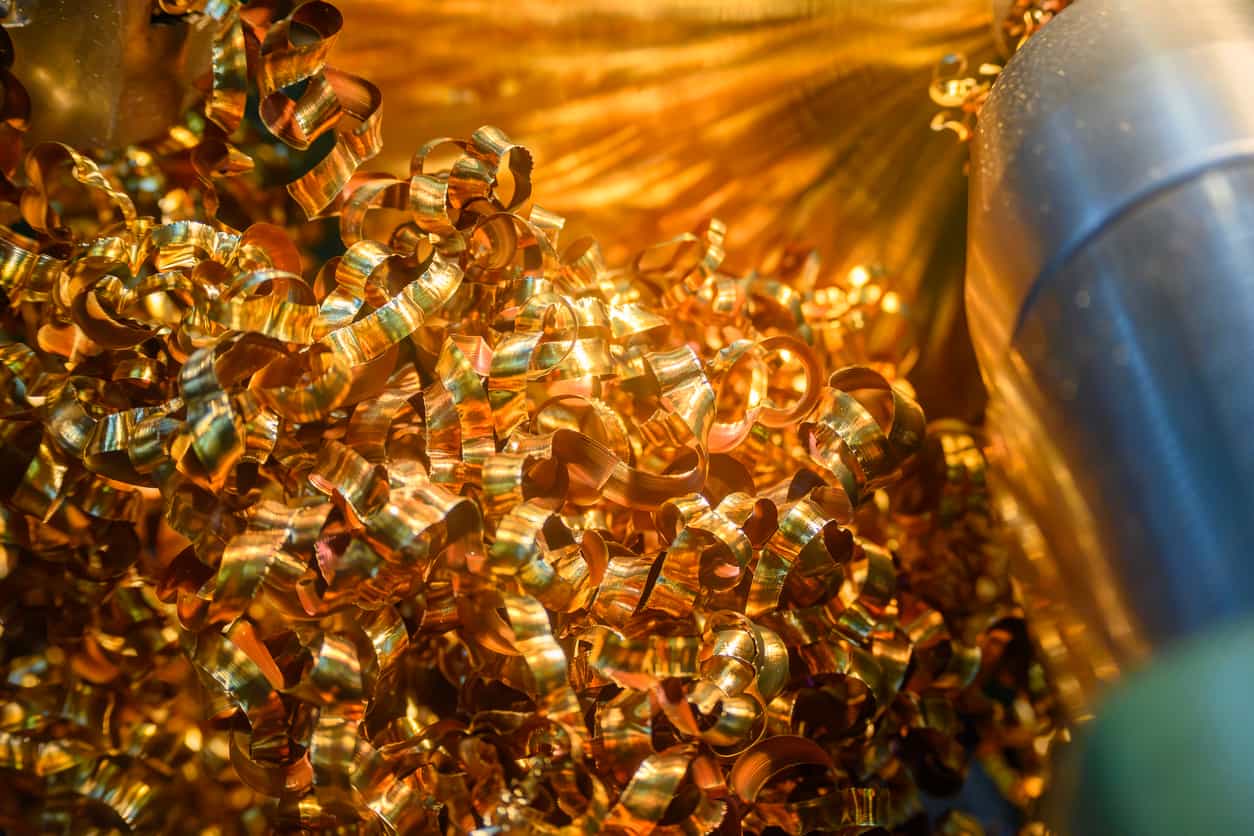 Gold heads for steep weekly loss as oil prices fuel Fed rate concerns